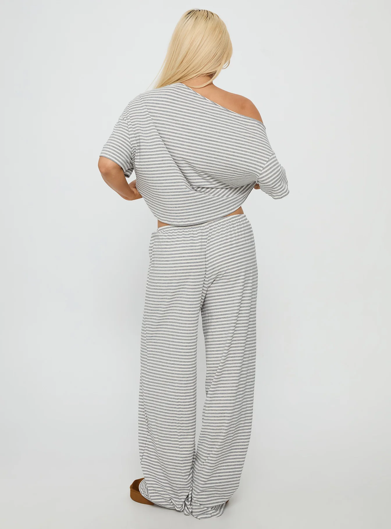 Tobie Off Shoulder Sleep Set Grey Stripe
