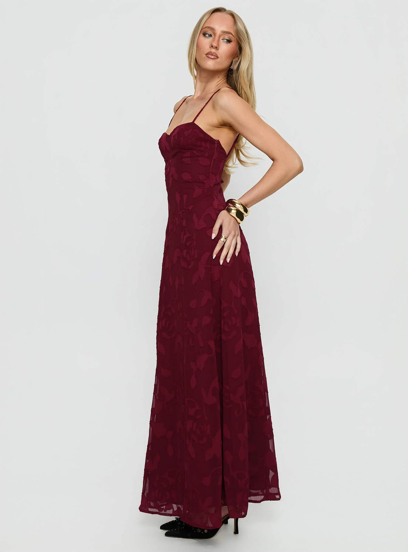 Leading Lady Sweetheart Maxi Dress Red Floral Burnout