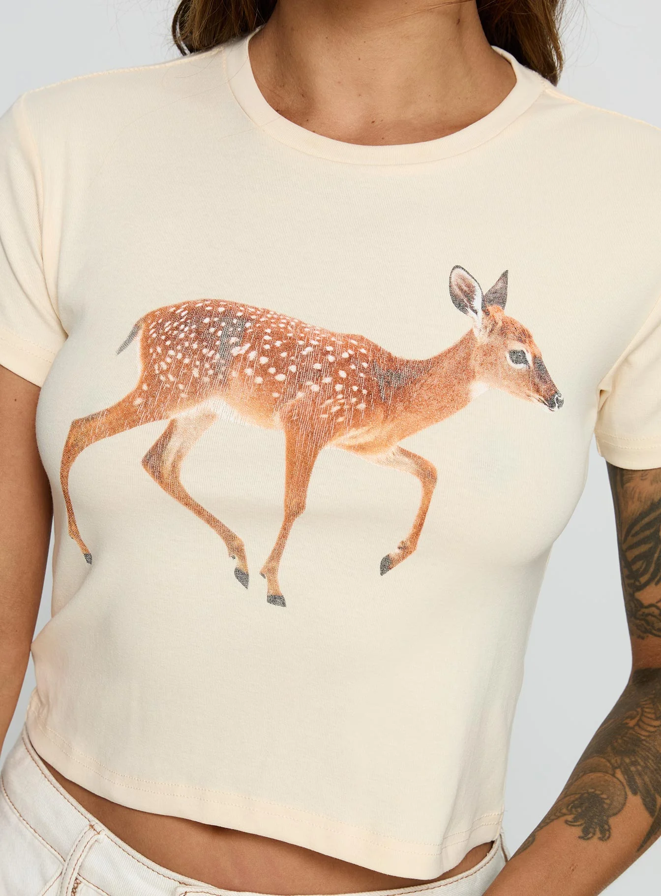 Dearly Loved Graphic Baby Tee Cream