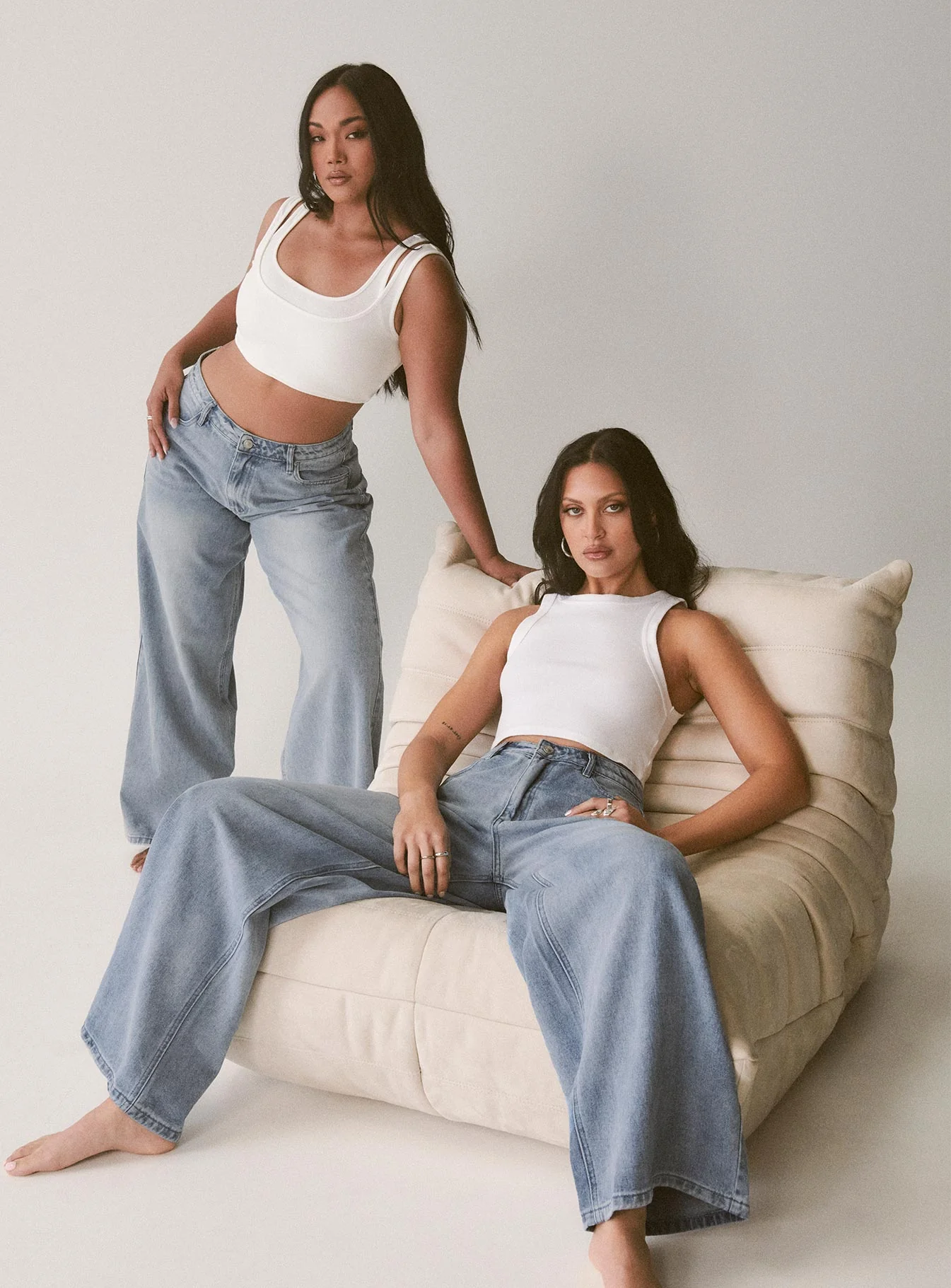 Naylor Mid Rise Wide Leg Jeans Light Blue Wash