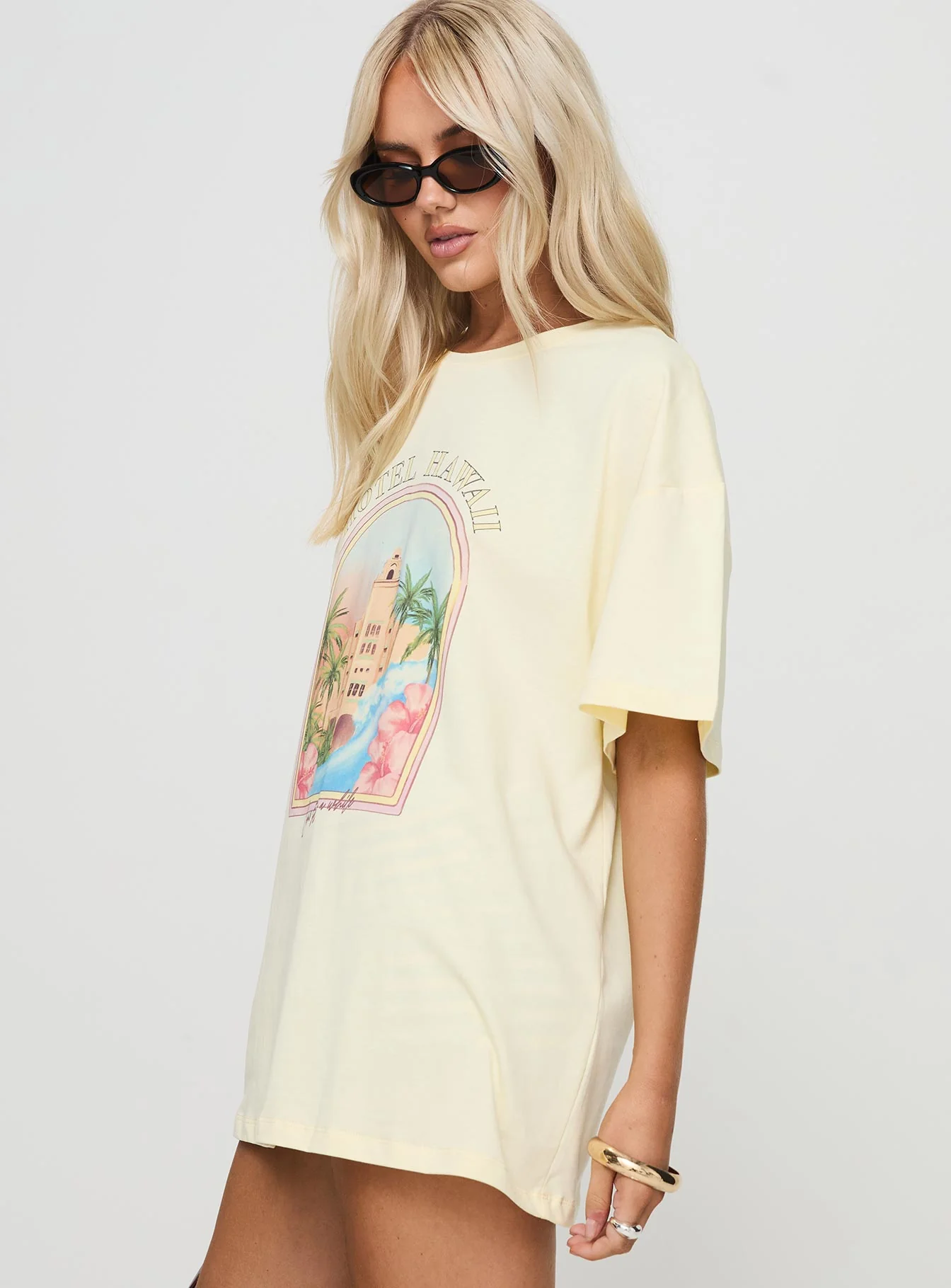 Hotel Hawaii Oversized Tee Yellow