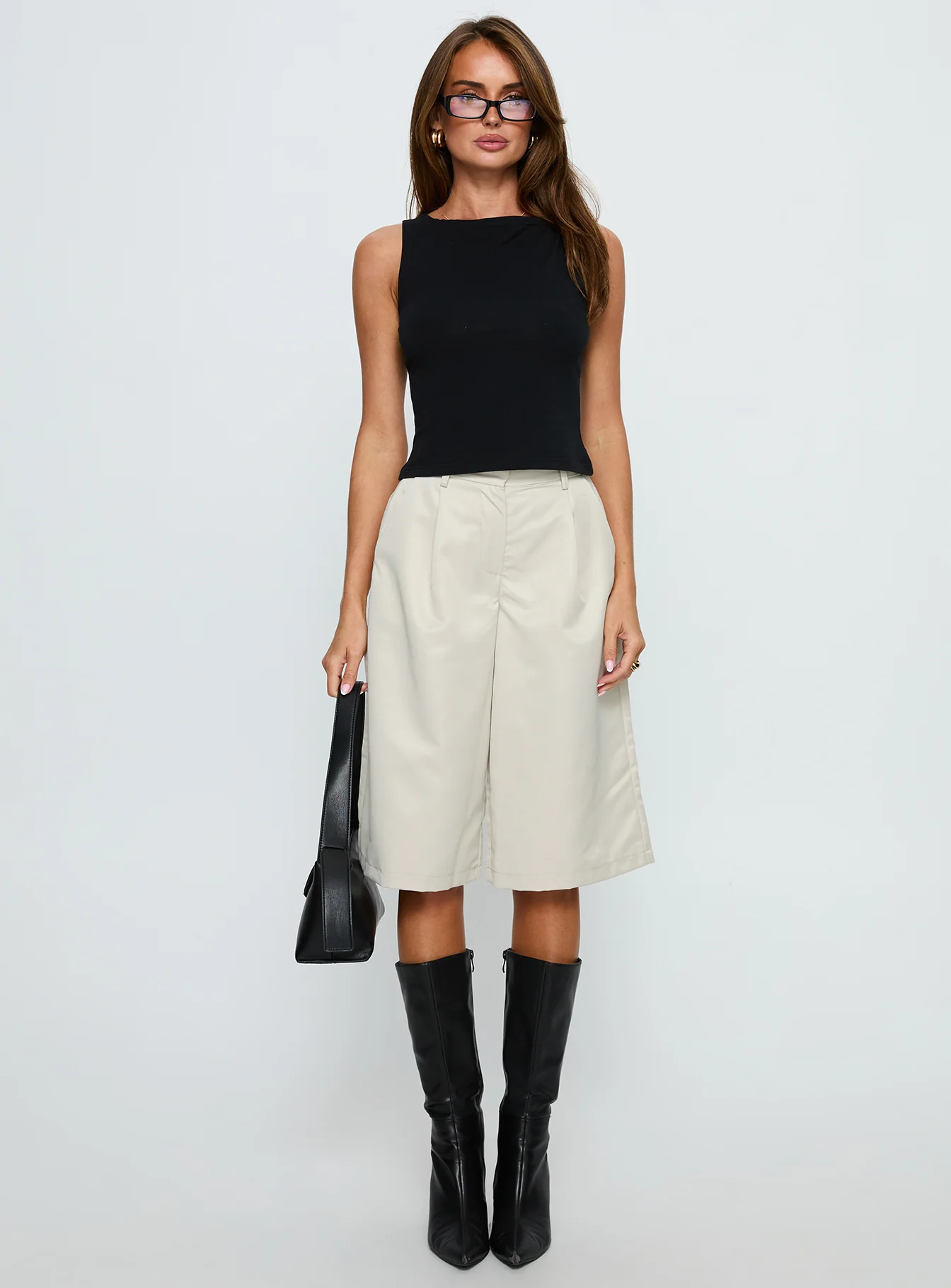 Jakai Longline Tailored Short Cream