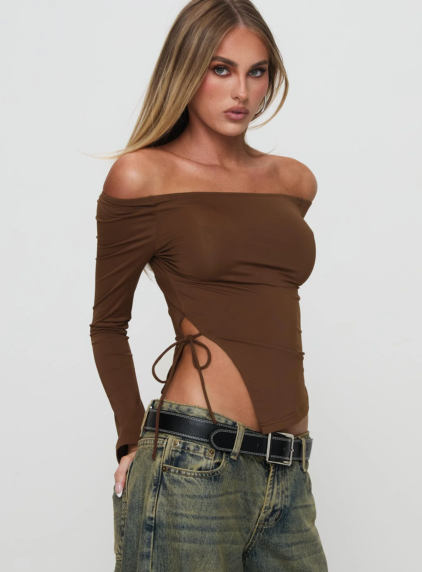 Endellion Off Shoulder Long Sleeve Top Chocolate