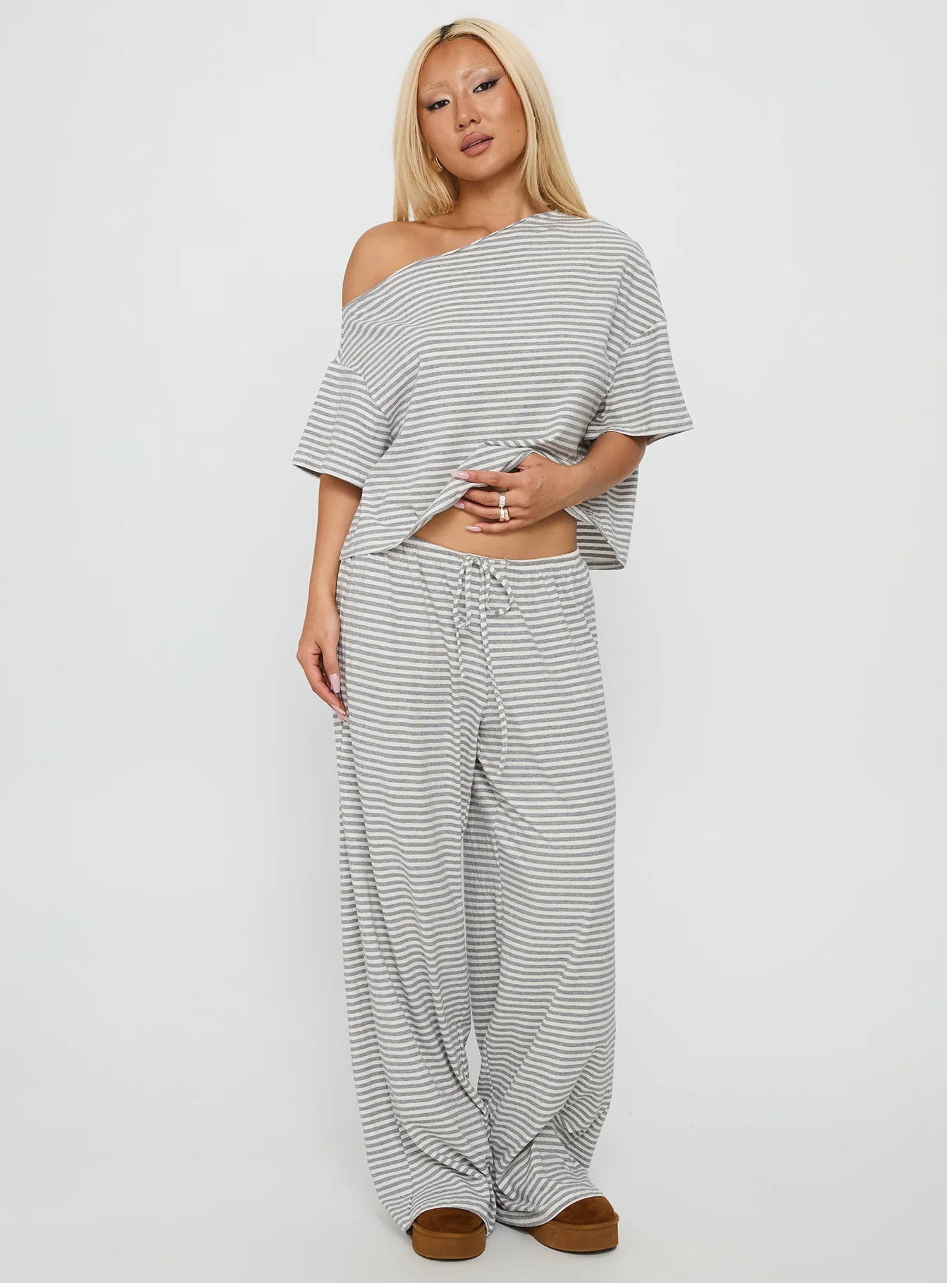 Tobie Off Shoulder Sleep Set Grey Stripe