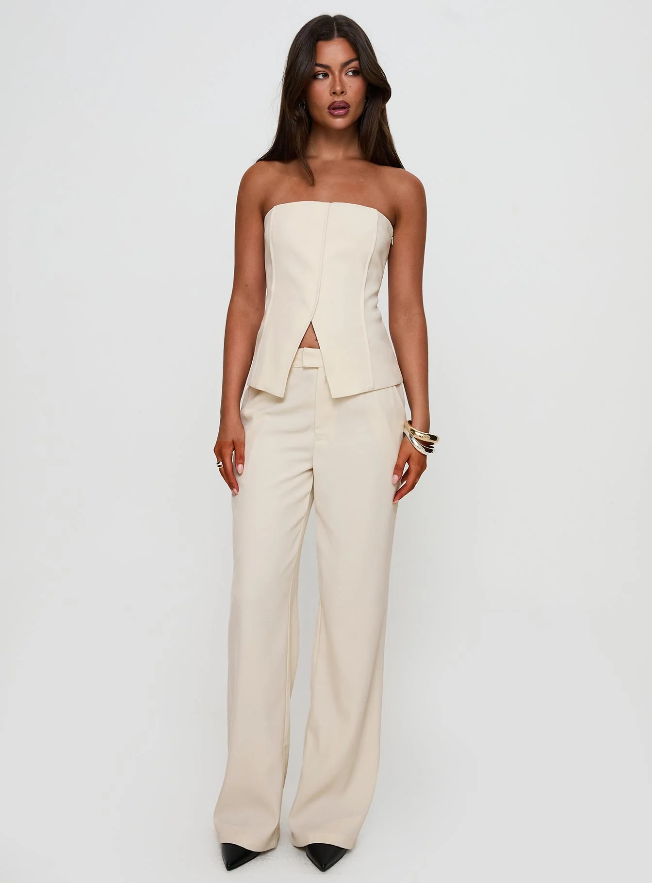 Lavish Living Strapless Top Cream