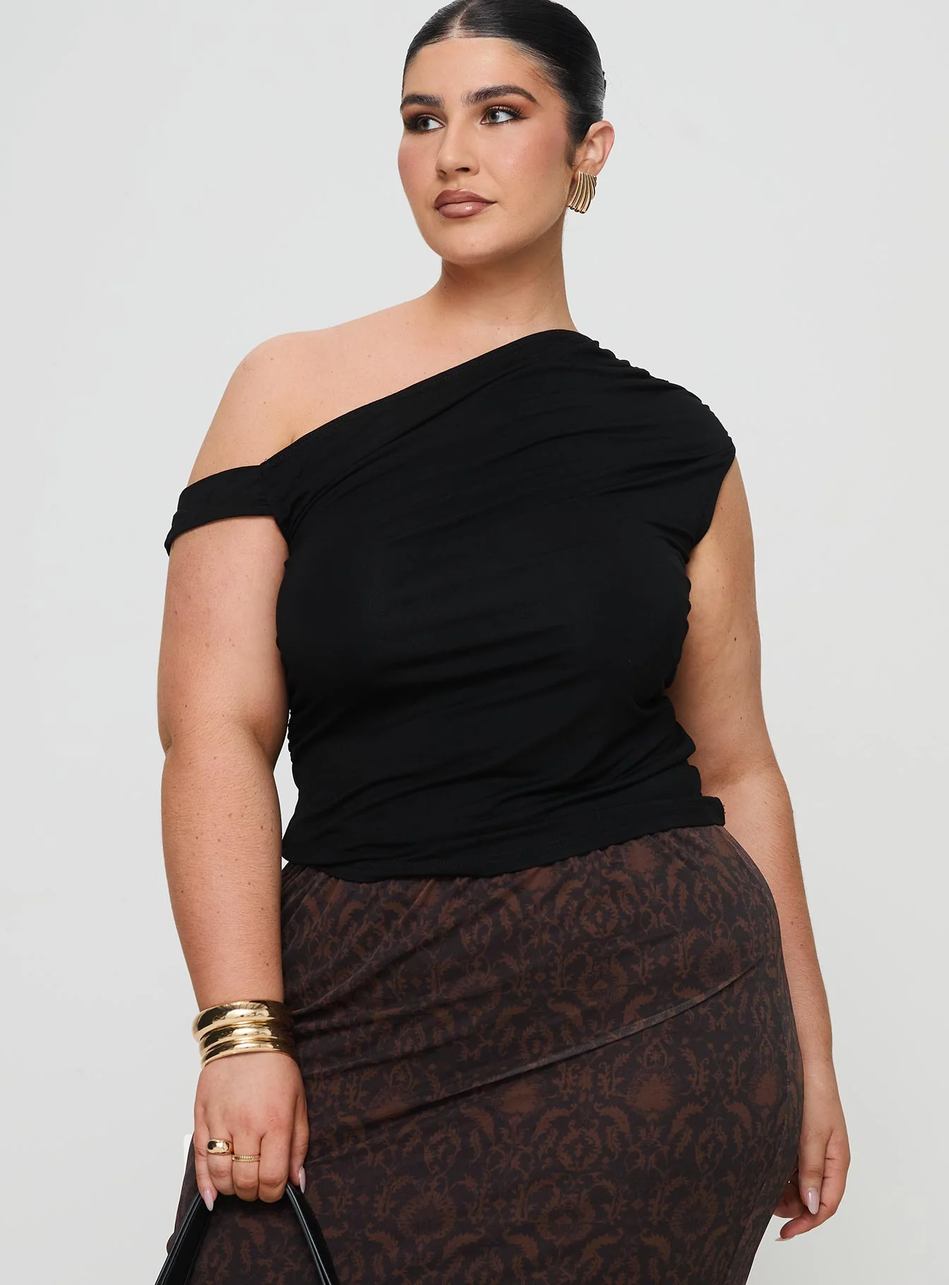 Beller Top Black Curve