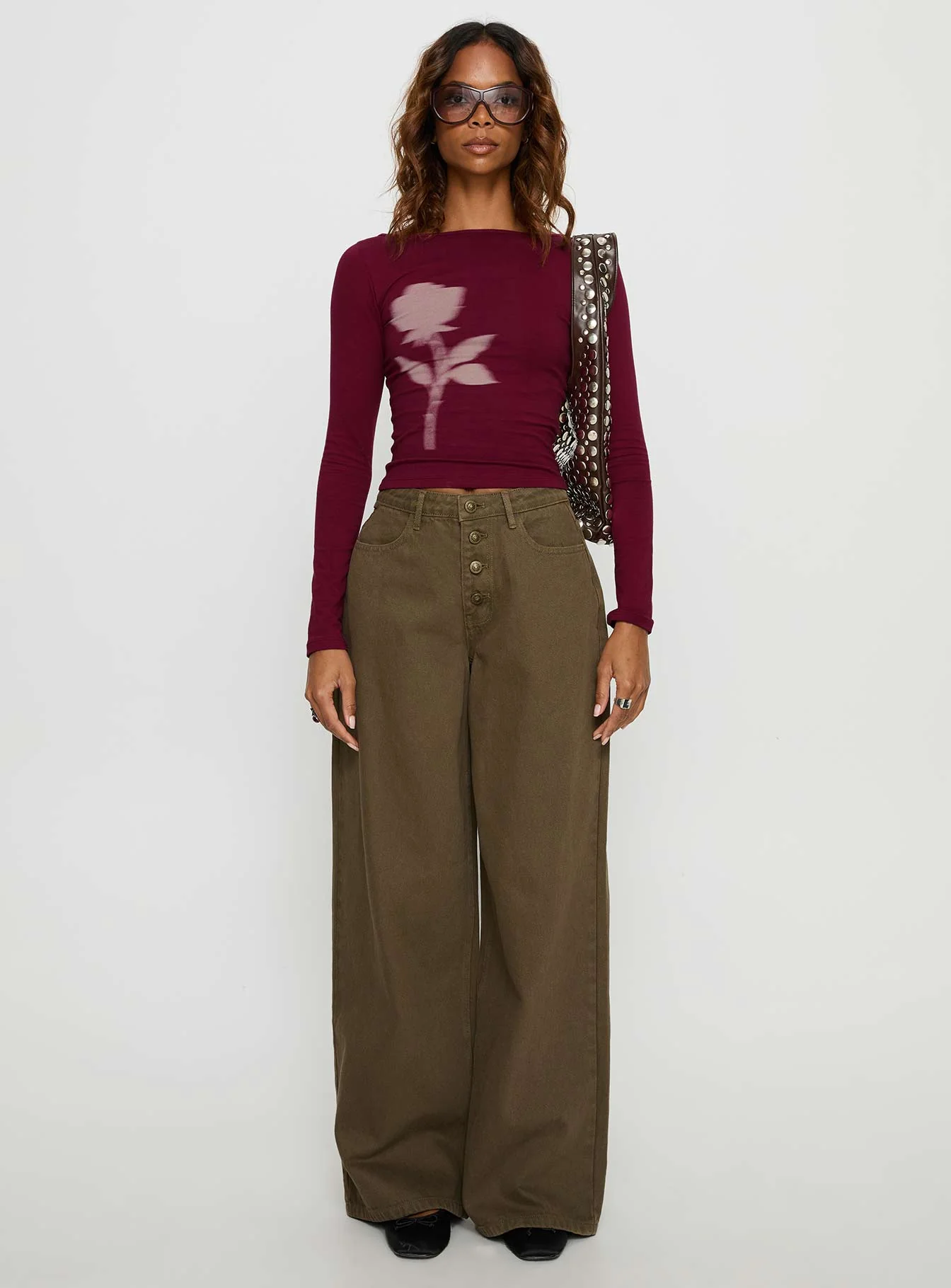 Amabon Top Burgundy Blurred Rose