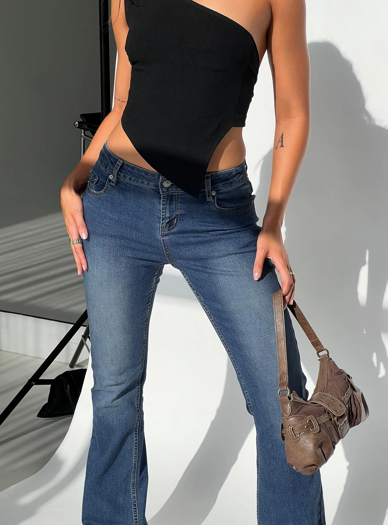 Bethany Low Rise Bootleg Jeans Mid Wash