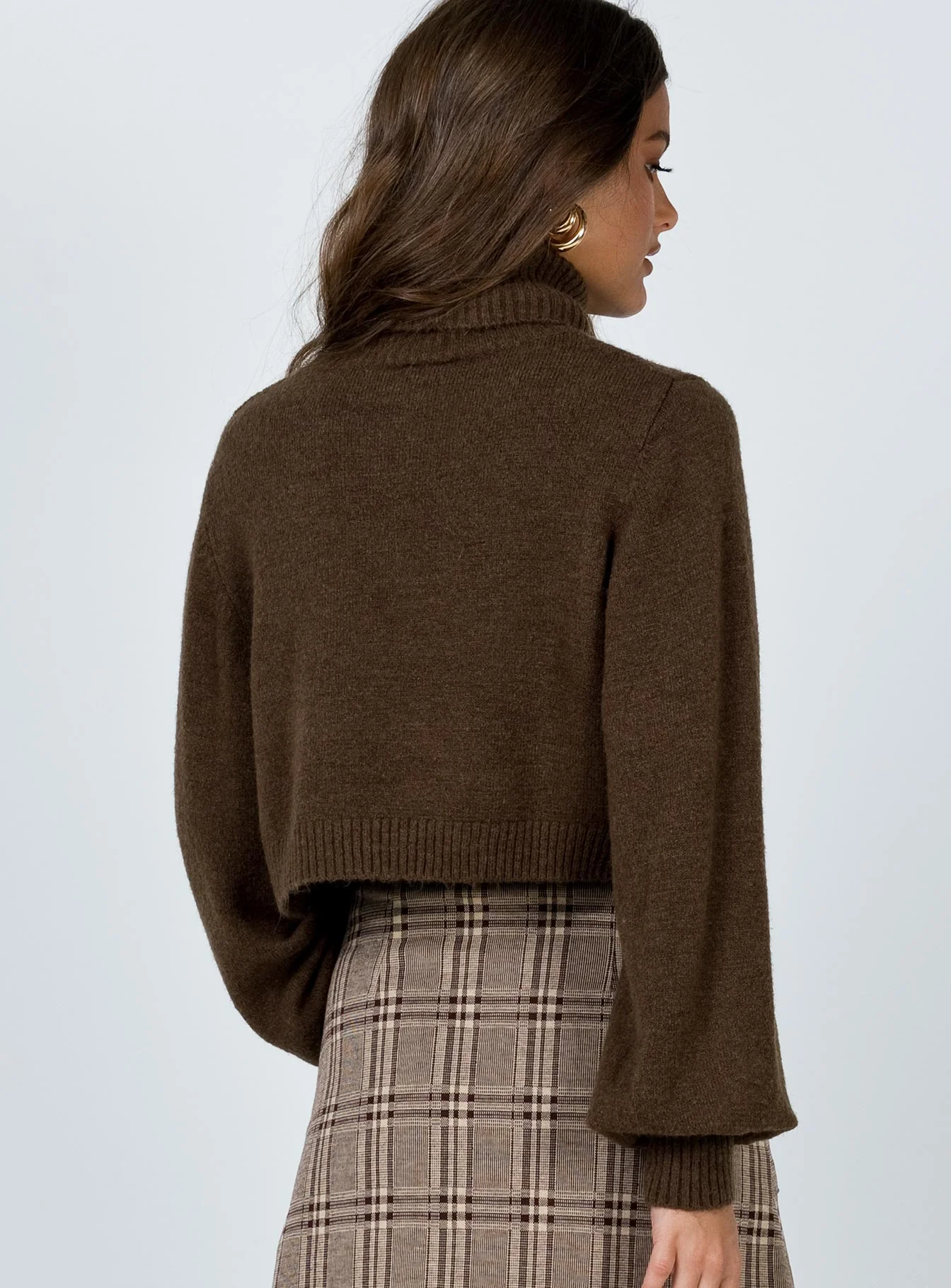 Zahara Cropped Turtleneck Sweater Brown