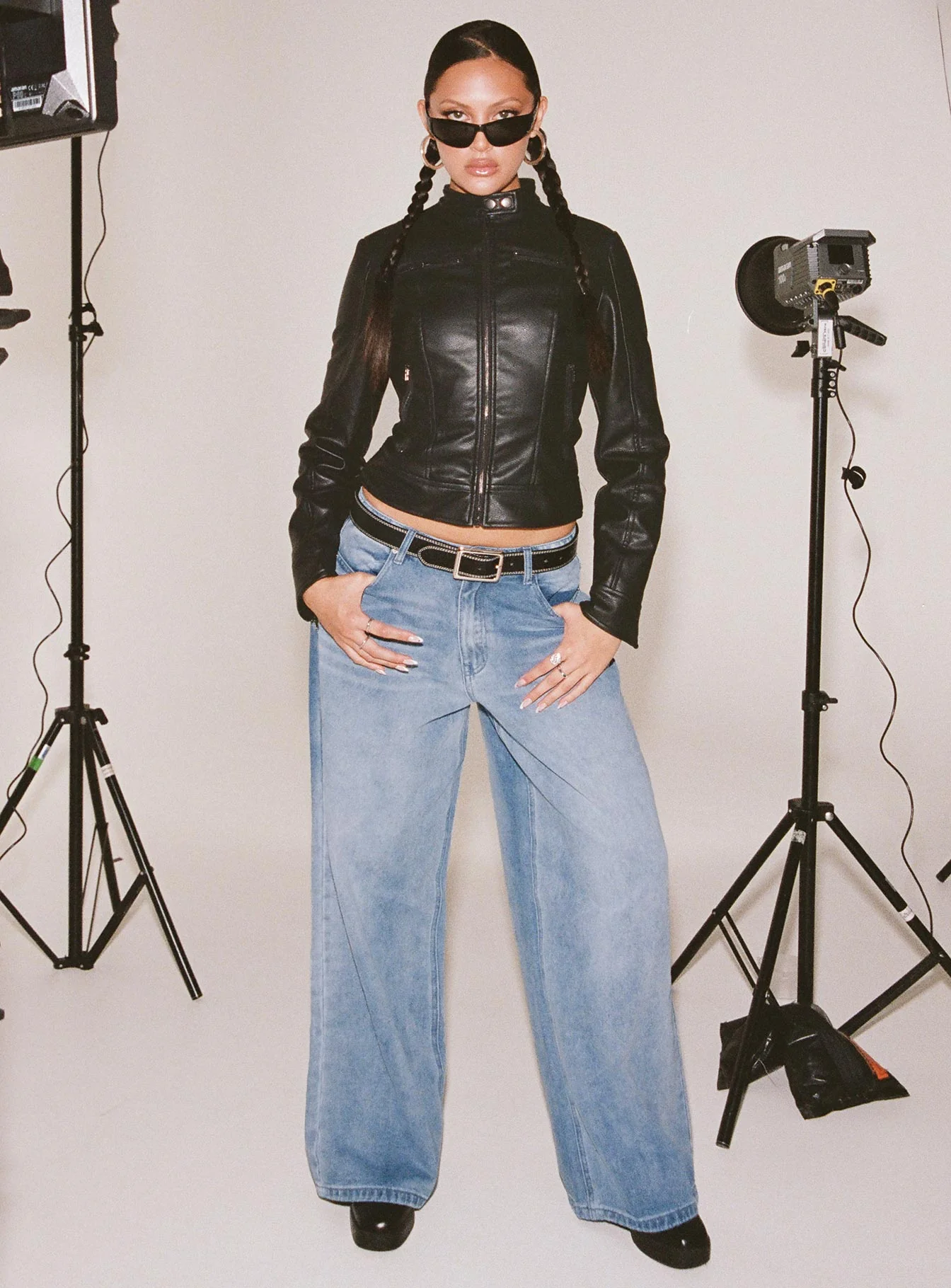 Naylor Mid Rise Wide Leg Jeans Light Blue Wash