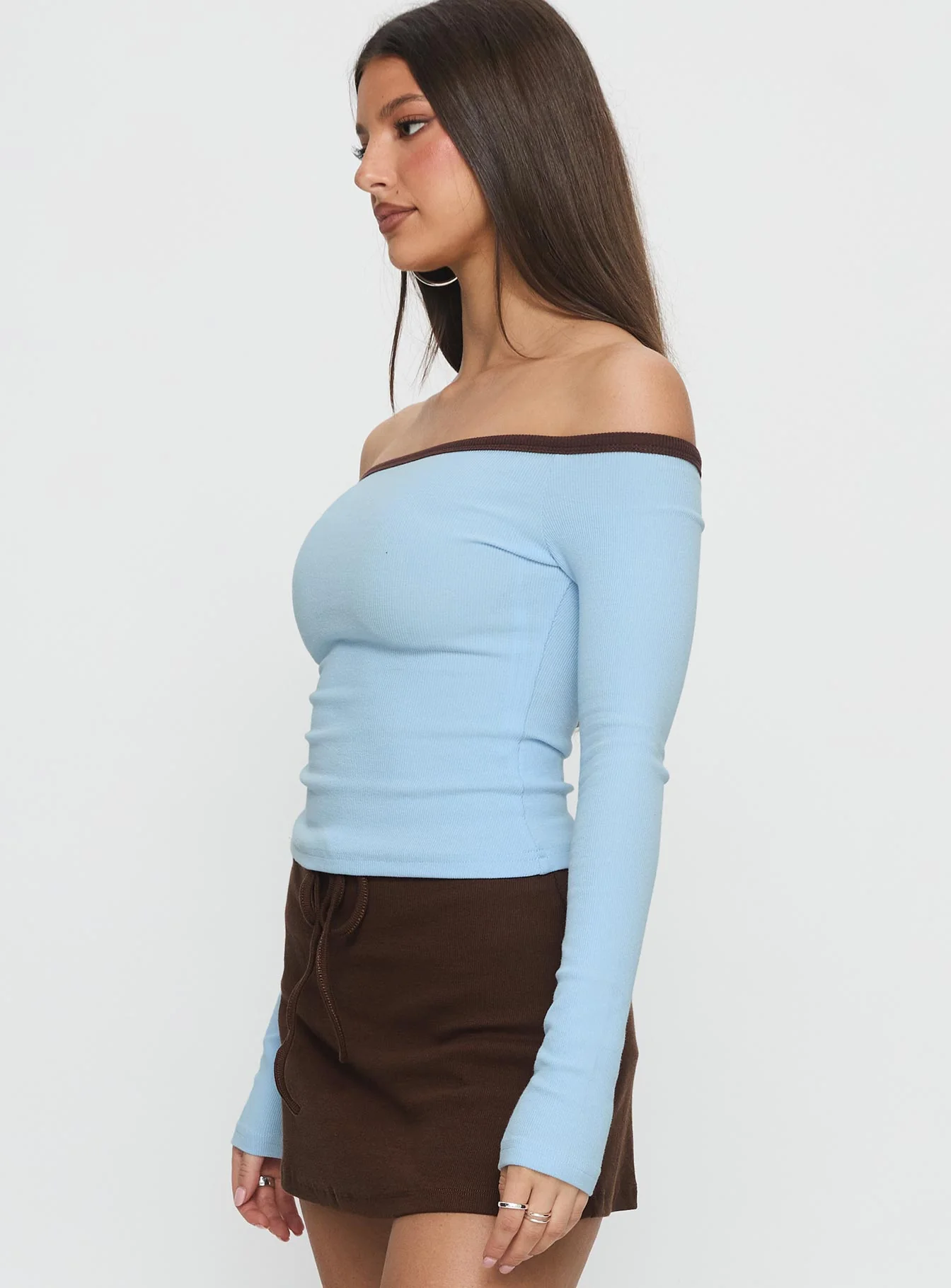 Baseline Off Shoulder Top Blue / Brown