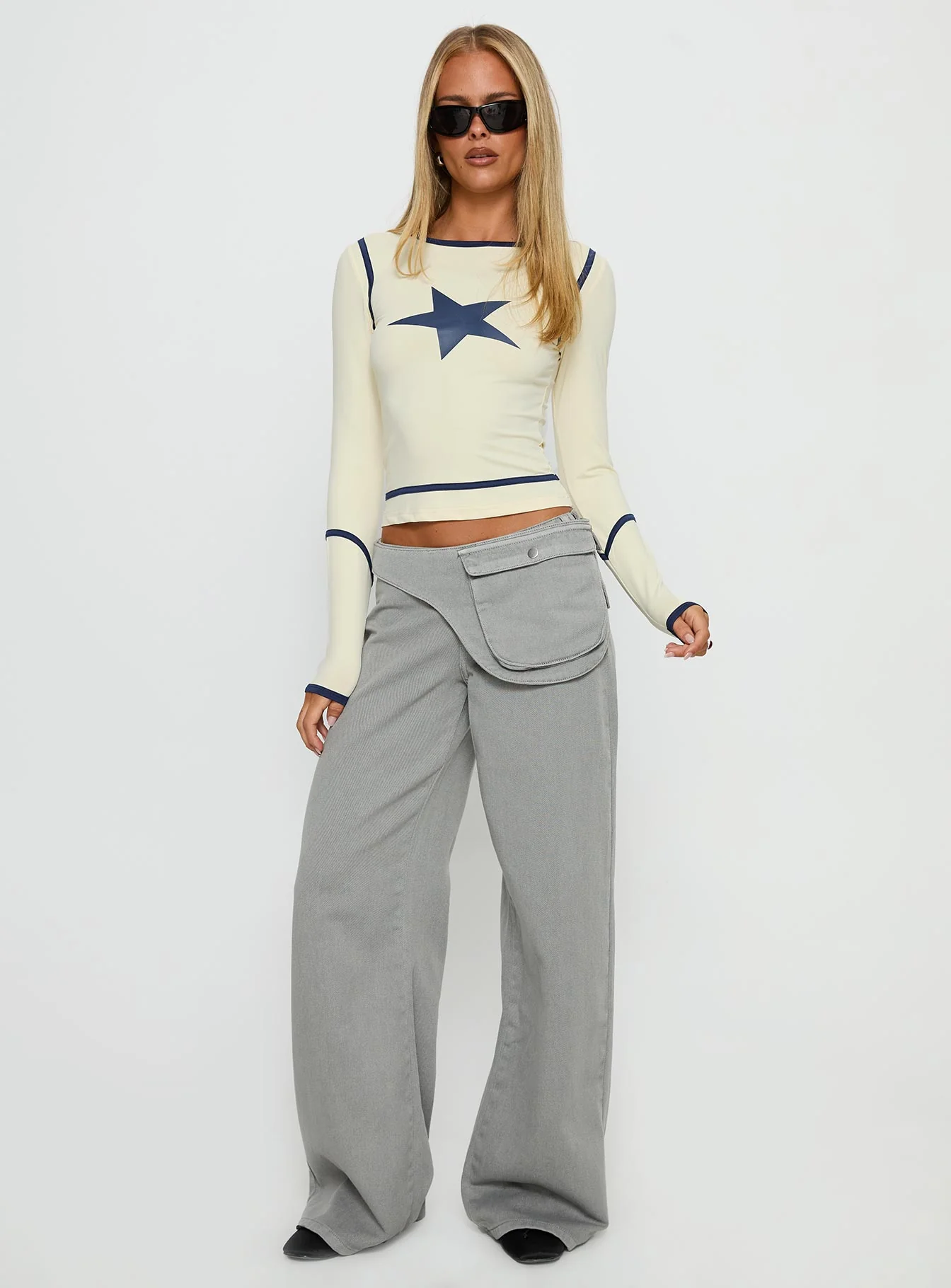 Starshot Long Sleeve Graphic Top Cream