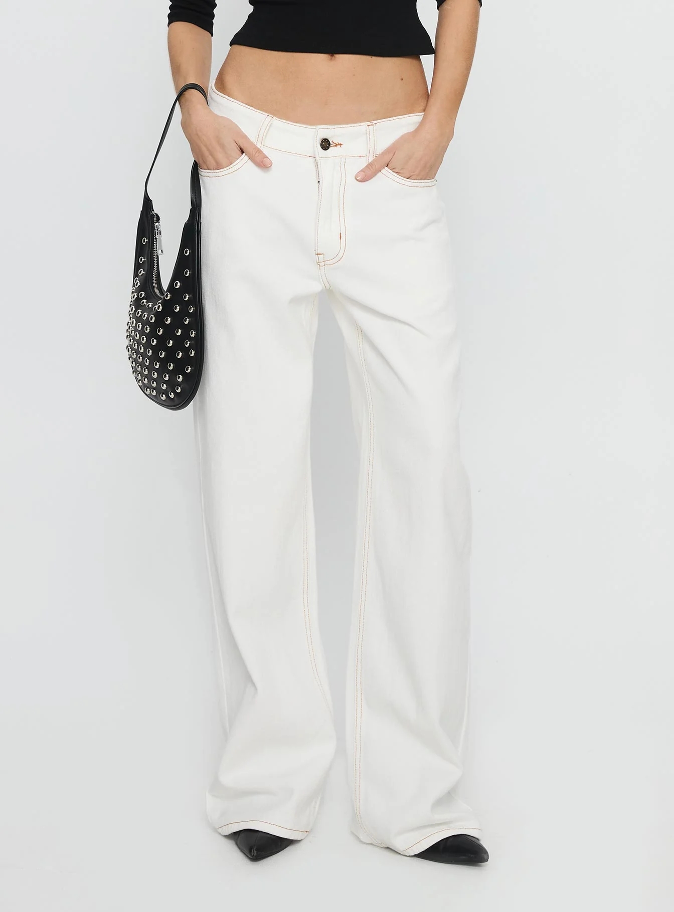 Top Model Low Rise Straight Leg Jeans Porcelain