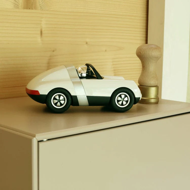 Luft Car Toy