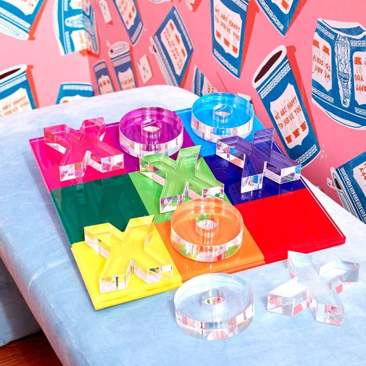 Tic Tac Toe Rainbow Multicolor
