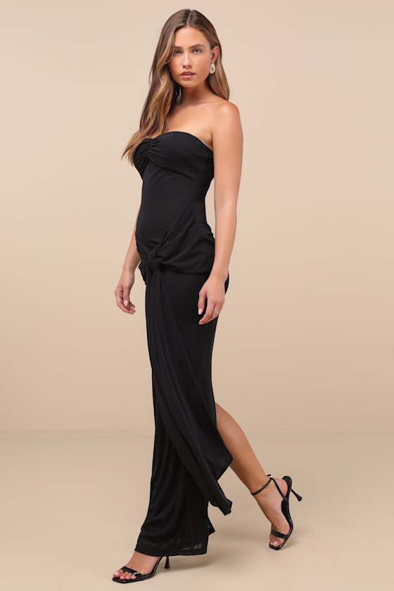Kaisla Black Knotted Strapless Mermaid Maxi Dress