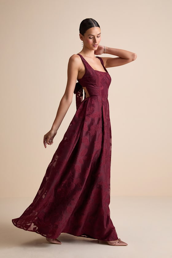 Perfected Aura Red Jacquard Tie-Back Maxi Dress with Pockets