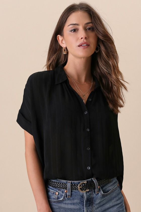 Everlee Black Striped Button-Up Top