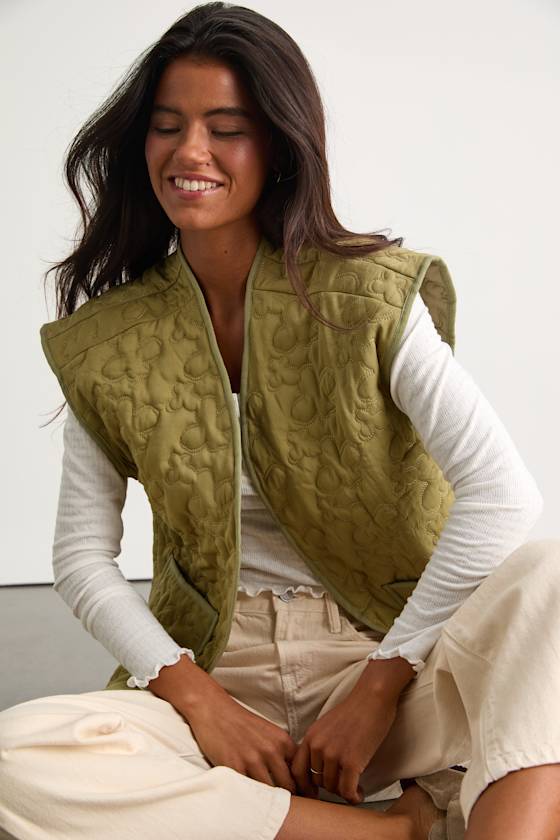 Wrenleigh Olive Green Floral Quilted Vest