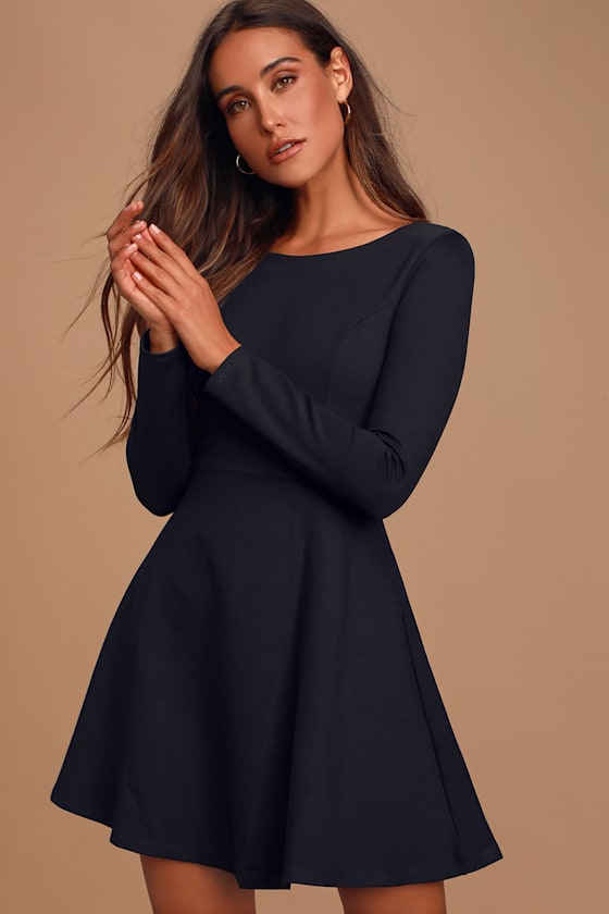 Forever Chic Black Long Sleeve Dress