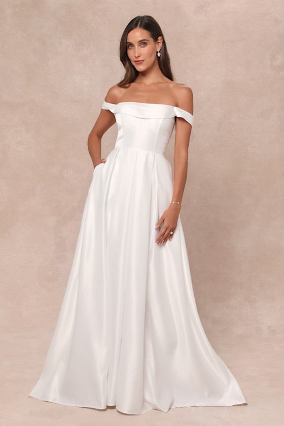 Extraordinary Vow White Off-the-Shoulder Maxi Dress with Pockets