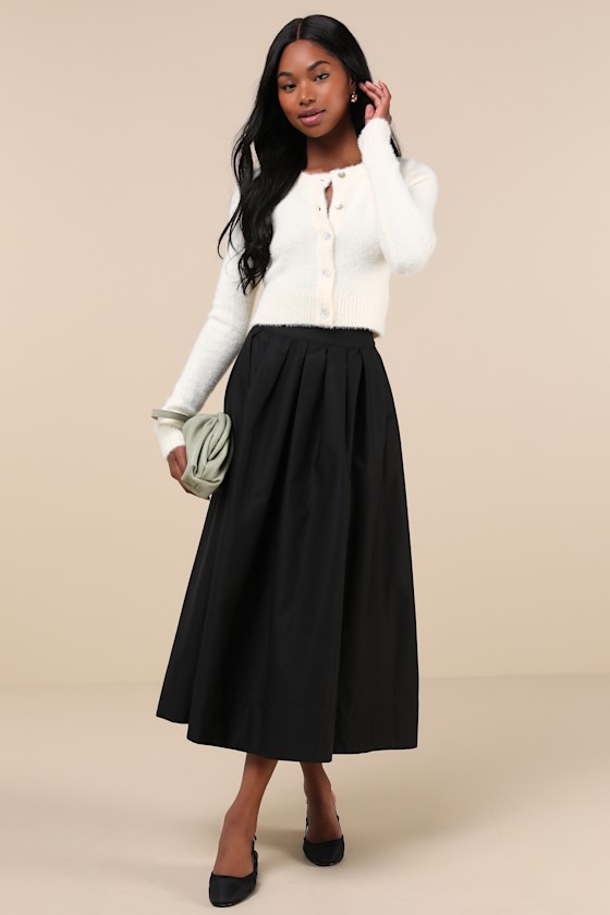 Cozy Sweetness Ivory Eyelash Knit Cropped Cardigan