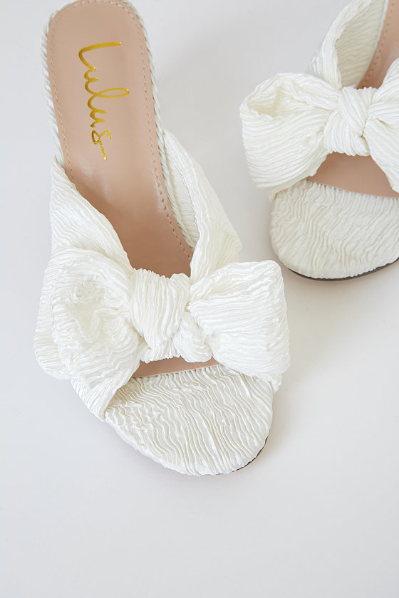 Dorothea Ivory Knotted High Heel Sandals