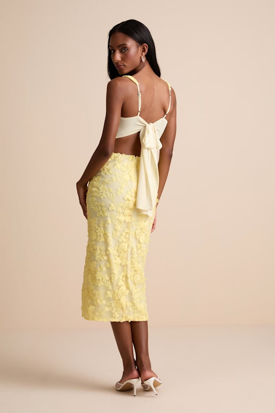 Chesley Light Yellow 3D Floral Embroidered Tie-Back Midi Dress