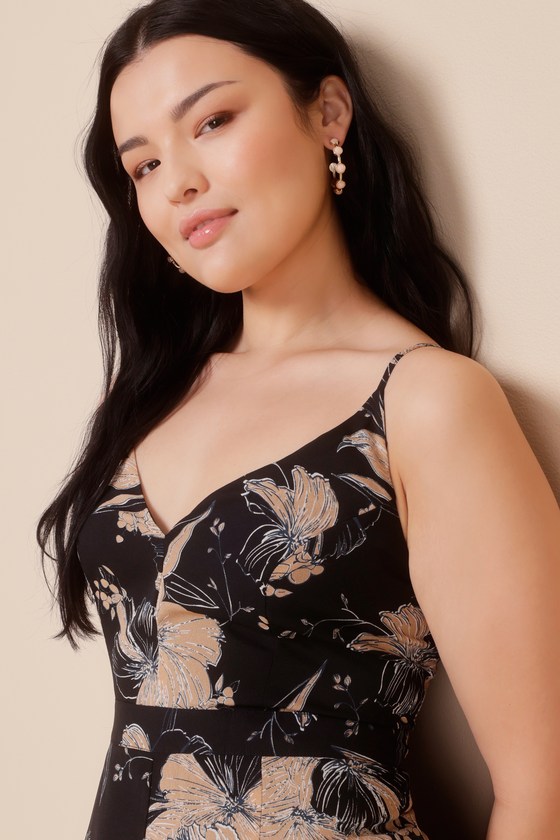 Darling Daylily Black Floral Print High-Low Maxi Dress