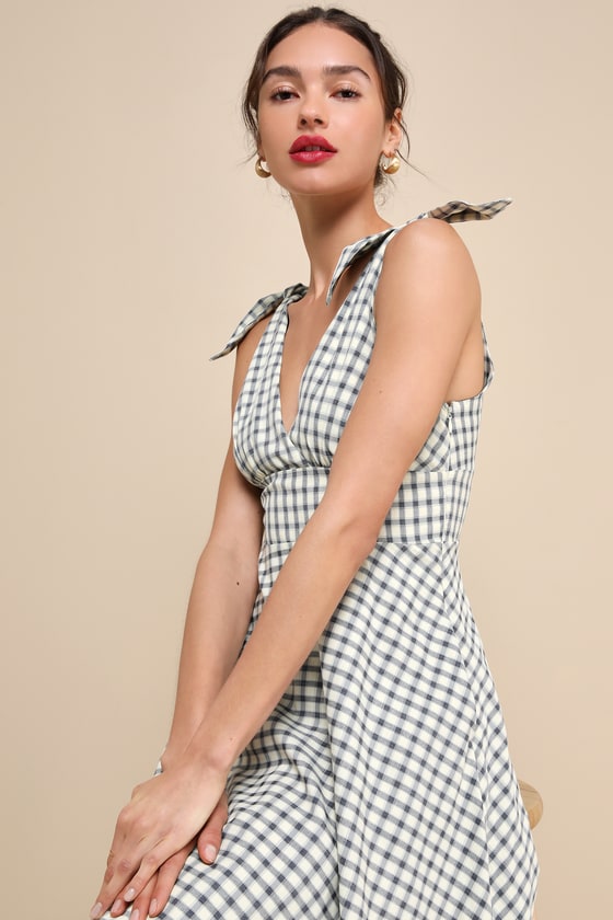Sweetest Posture Navy and Cream Gingham Midi Dress With Pockets