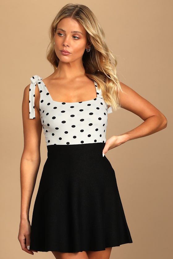 Fall Moments Black Mini Sweater Skirt