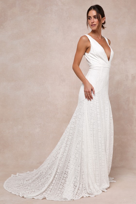 Infinite Bliss Ivory Lace Sleeveless Backless Trumpet Maxi Dress