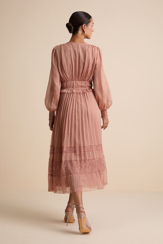 Cambree Mauve Pink Pleated Blouson Sleeve Lace Midi Dress