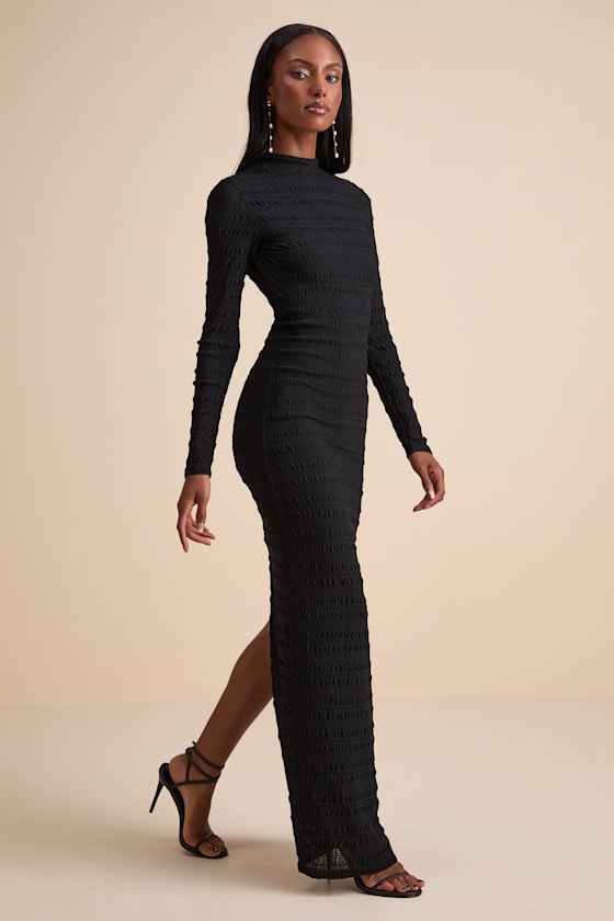 Trendsetting Design Black Textured Long Sleeve Maxi Dress