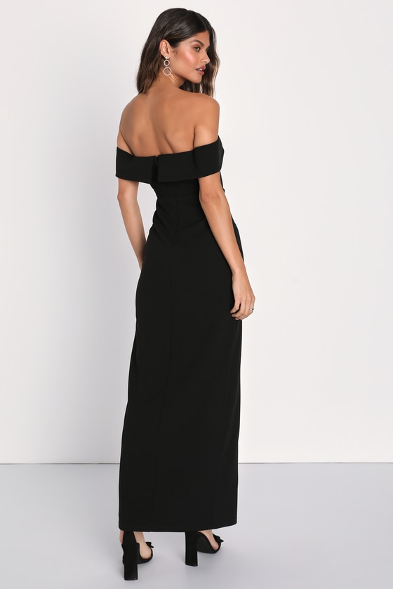 Enchanting Romantic Black Off-the-Shoulder Maxi Dress