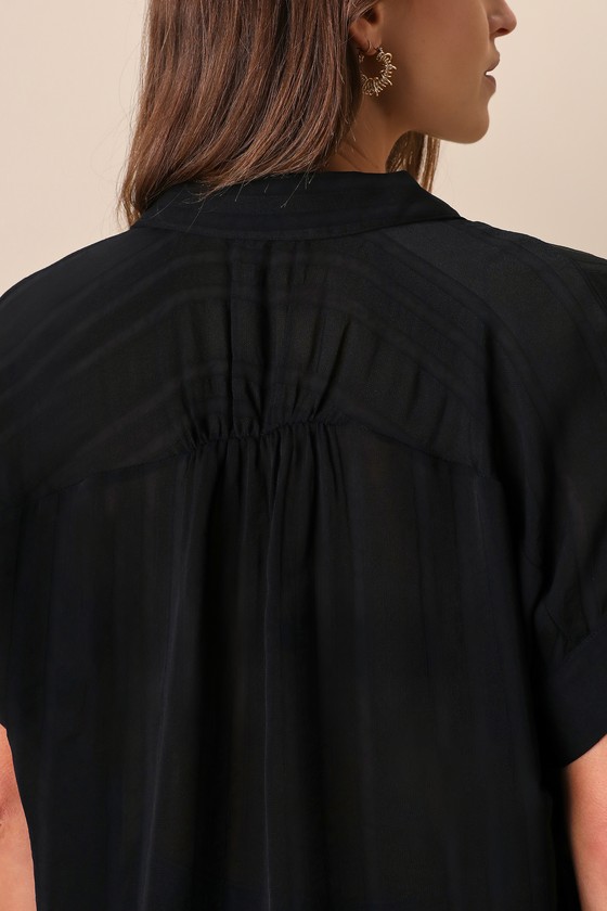 Everlee Black Striped Button-Up Top