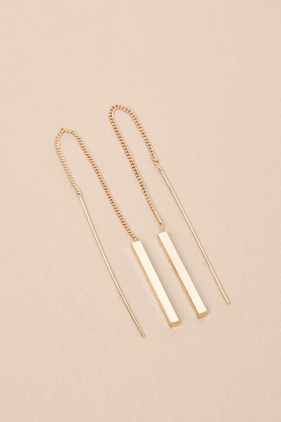 Keep it Chic Gold Threader Earrings