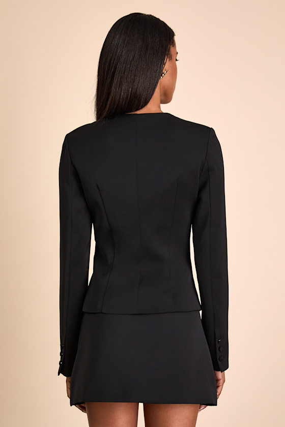 Eliana Black Scoop Neck Blazer