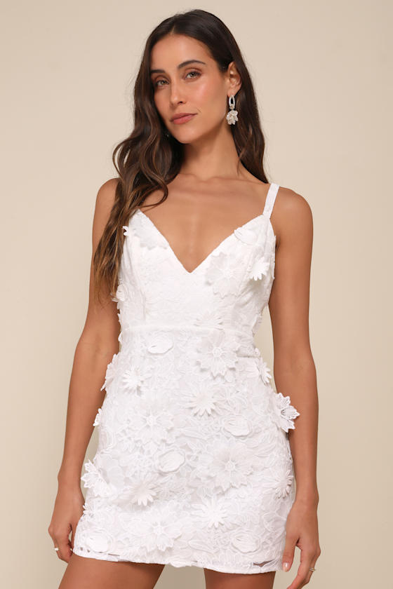Exceedingly Lovely White Applique Floral Backless Mini Dress