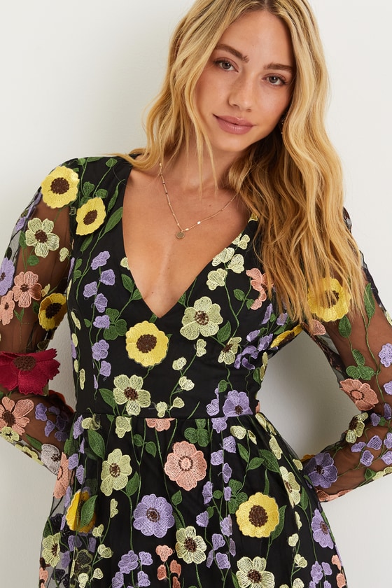 Impressive Blossom Black 3D Floral Embroidered Midi Dress