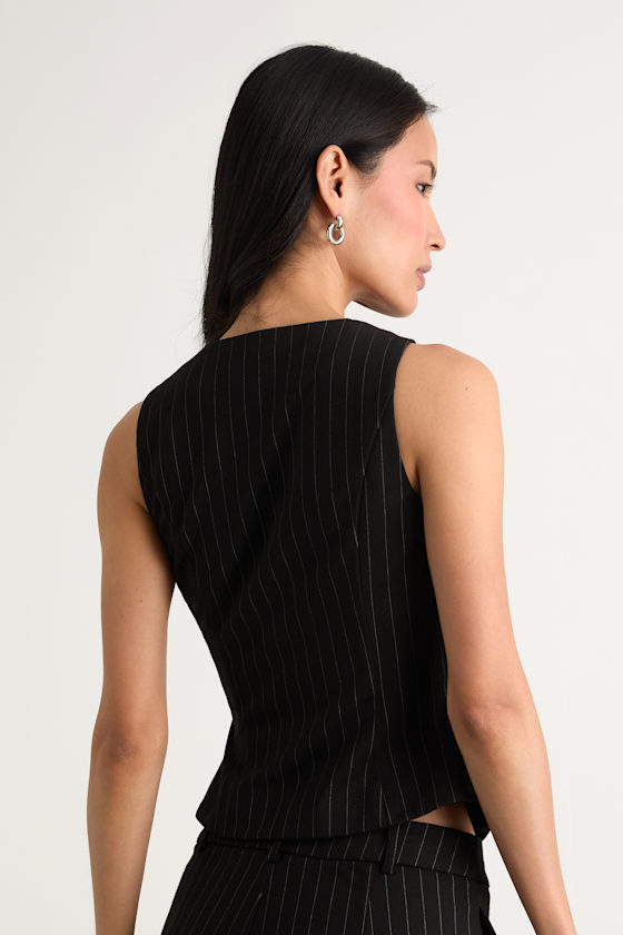 Hadriel Black Pinstriped Button-Front Vest Top