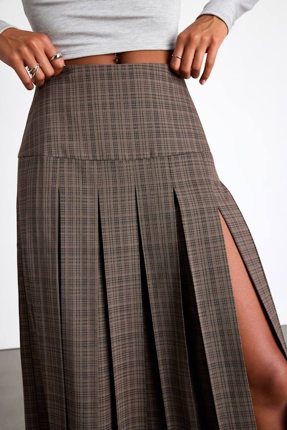 Vessa Brown Plaid High-Rise Pleated Maxi Skirt