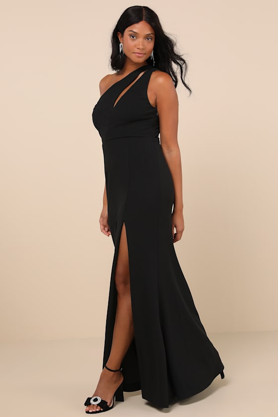 Enchanted Energy Black One-Shoulder Maxi Dress