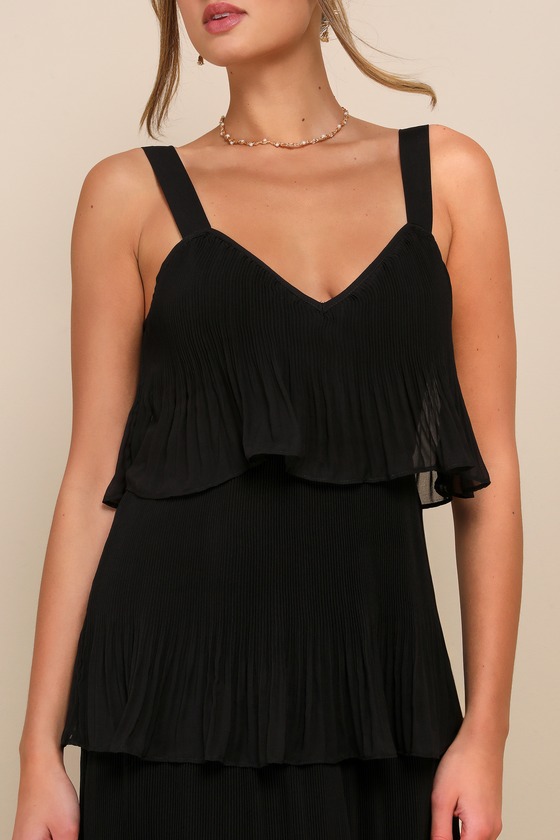 Elegant Nature Black Pleated Sleeveless Tiered Maxi Dress