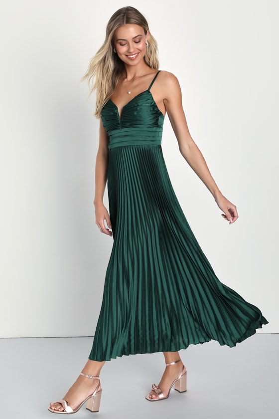 Fabulous Perfection Emerald Green Satin Pleated Midi Dress