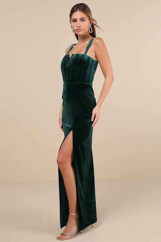 Pristine Luxury Emerald Green Velvet Bustier Maxi Dress
