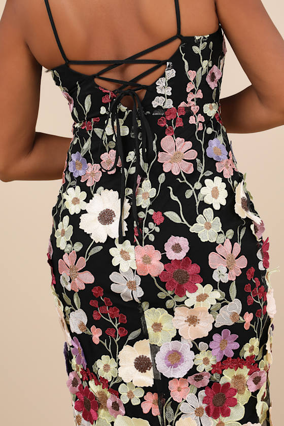 Thriving Energy Black 3D Floral Embroidered Lace-Up Midi Dress