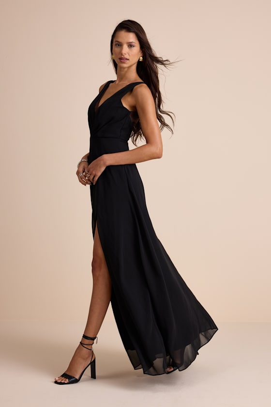 Simply Immaculate Black Backless Maxi Dress