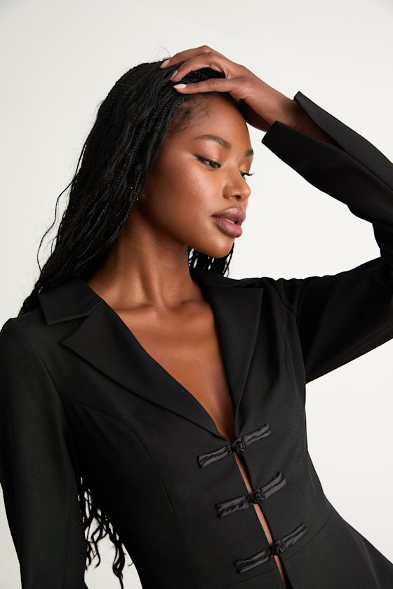 Bobbi Black Fitted Peplum Blazer