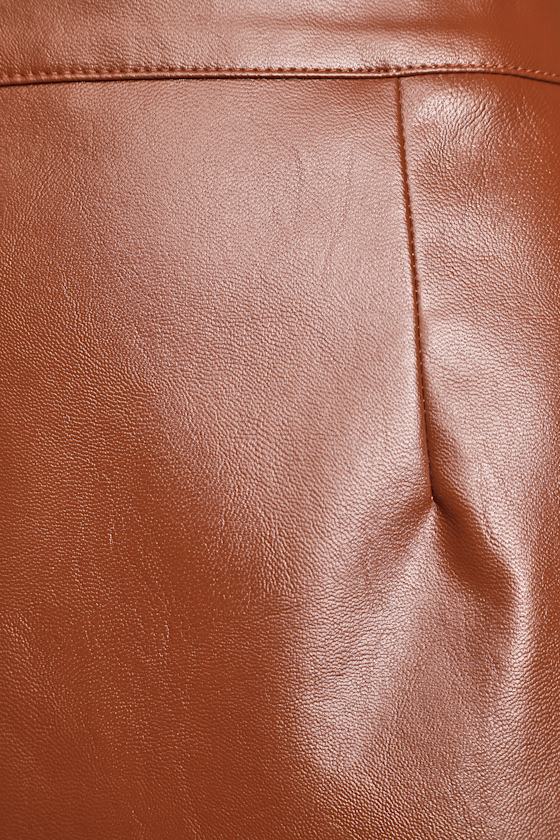 Corte Brown Vegan Leather Mini Skirt
